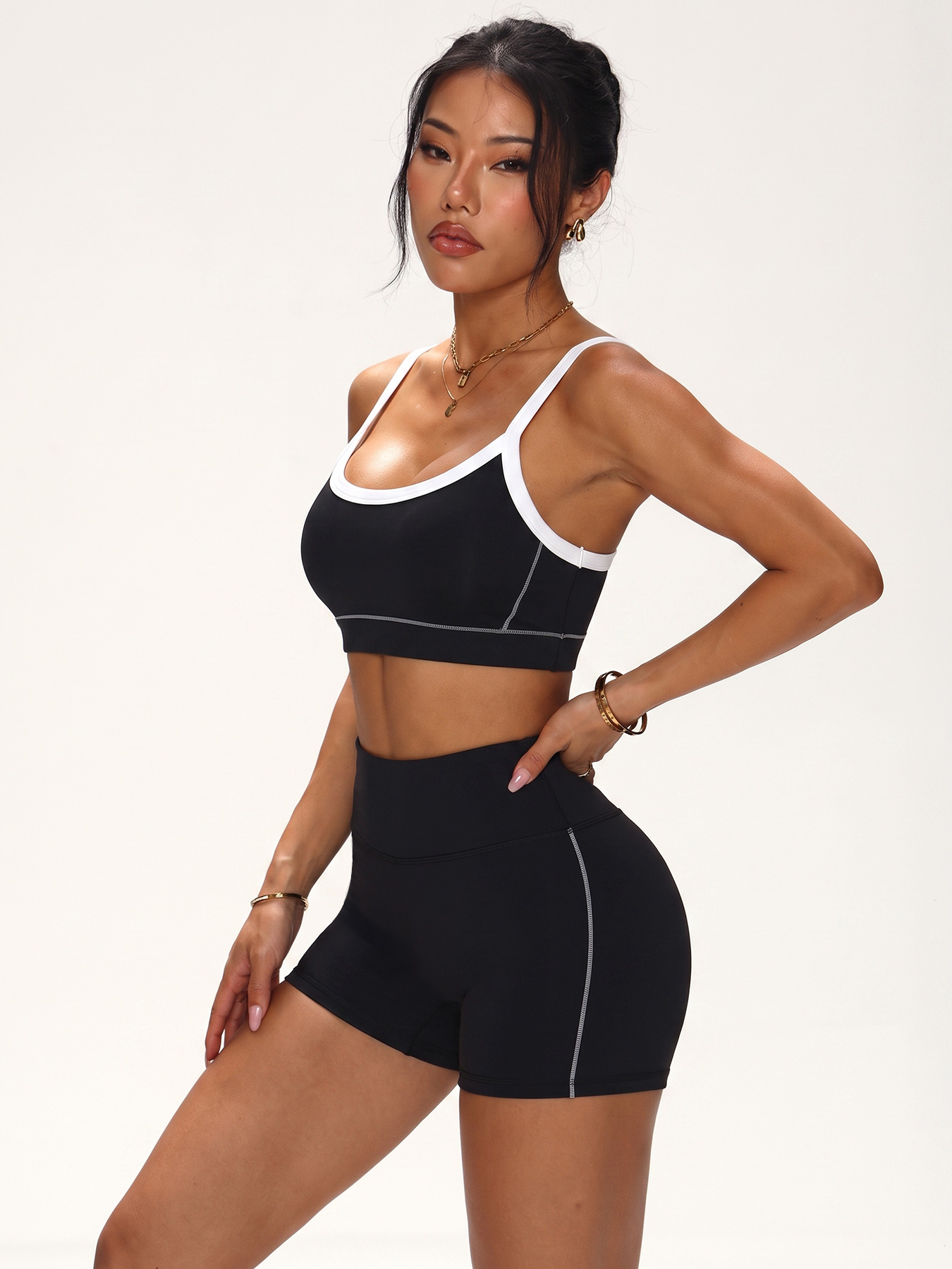 Set Olahraga Tanpa Jahitan den - Sports Bra High Impact ulasan dan harga